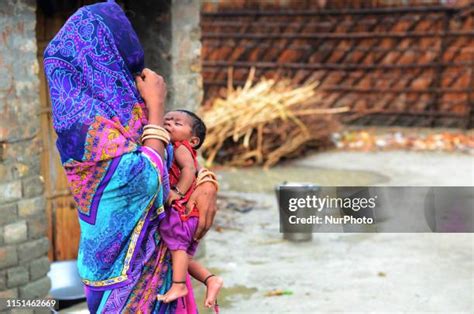 3,146 Bihar Women Stock Photos and High